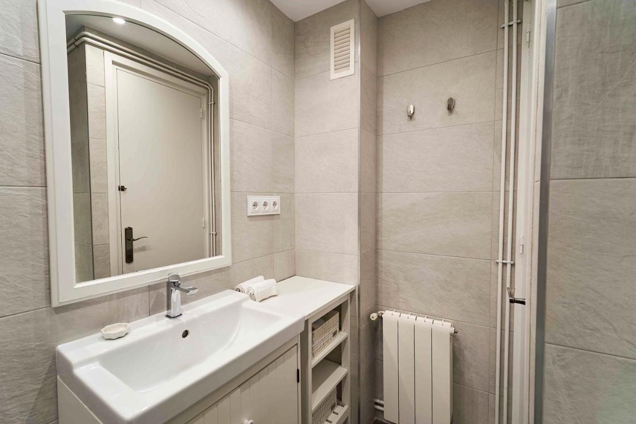 Apartamento Primera Linea De Mar Con Espectaculares Vistas Apartment Sant Pol De Mar Luaran gambar